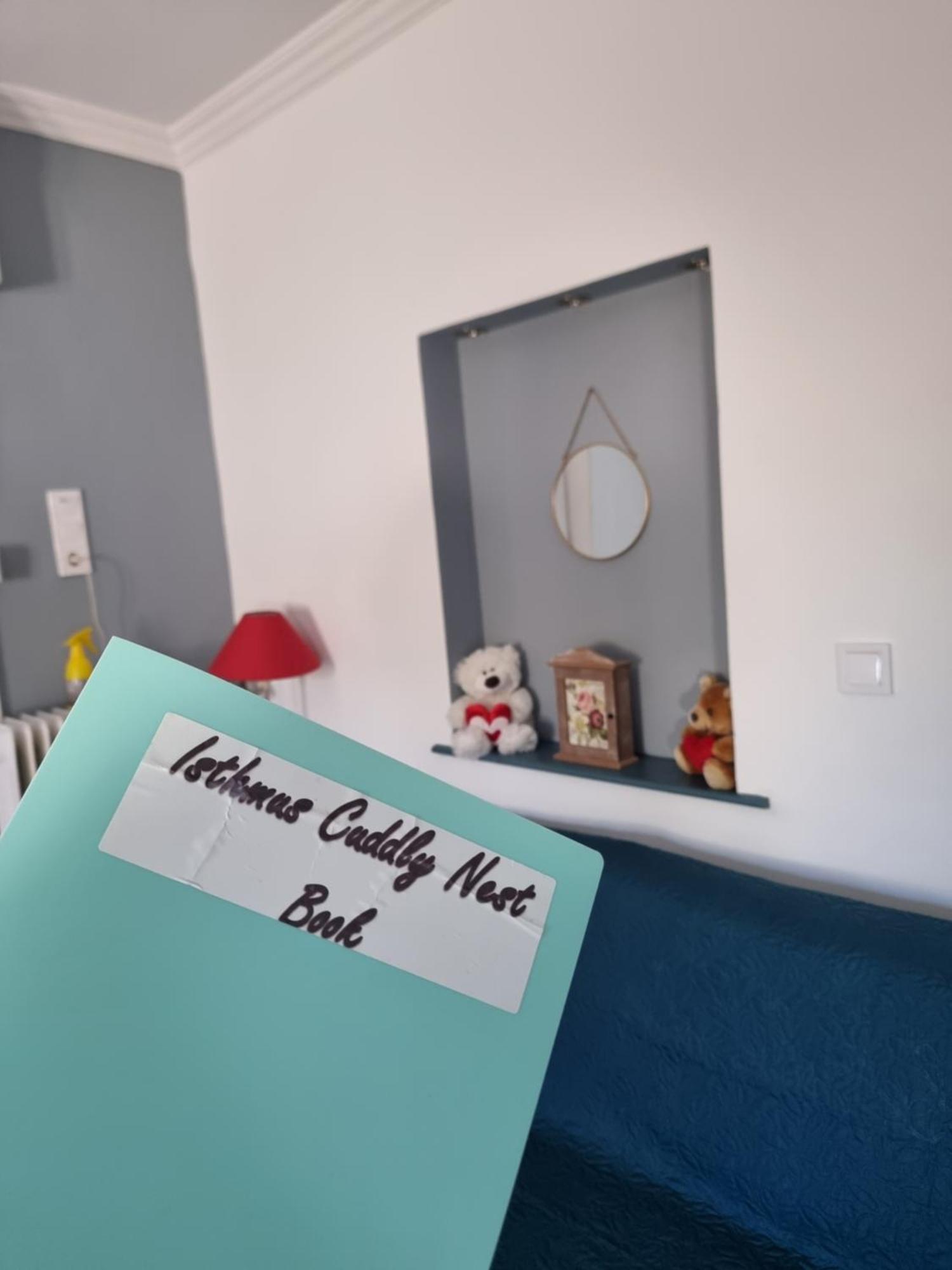 Isthmus Cuddly Nest Apartman Íszthmia Kültér fotó